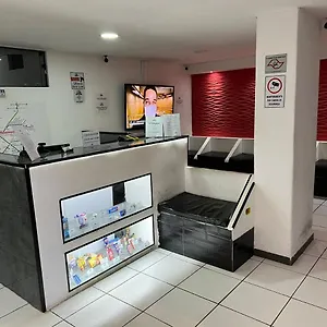 Hostel State - Em Frente Ao Metro, Sao Paulo